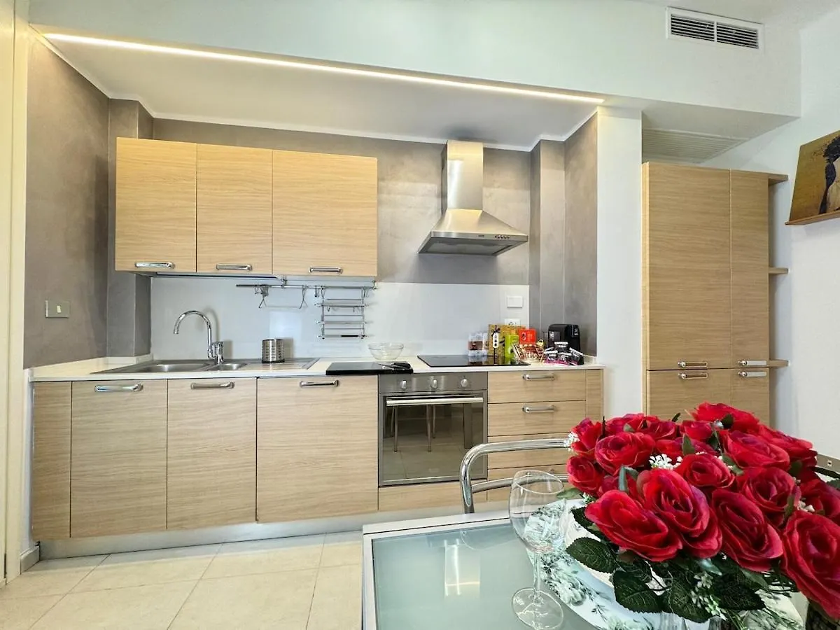 Apartment Armonia House - 2 Minutes From The Central Station Bologna Italy
