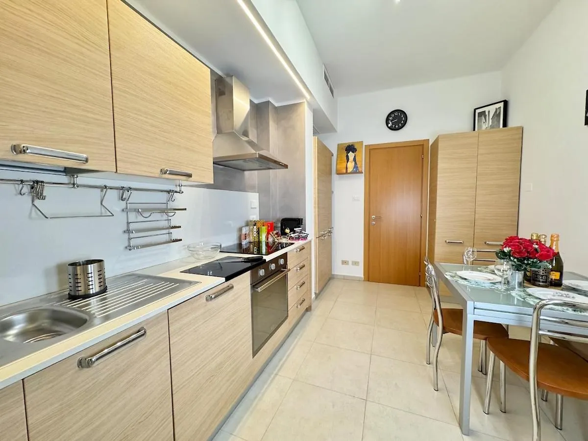 Armonia House - 2 Minutes From The Central Station Bologna Apartment